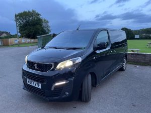 2017 Peugeot Traveller 2.0L BlueHDi Allure EAT6 MWB – £4300