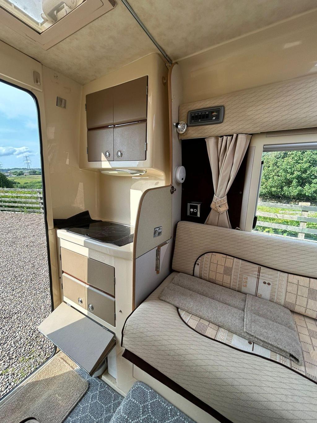 
								2005 Auto-Sleepers Mezan 2.0L HDI – £3700 full									