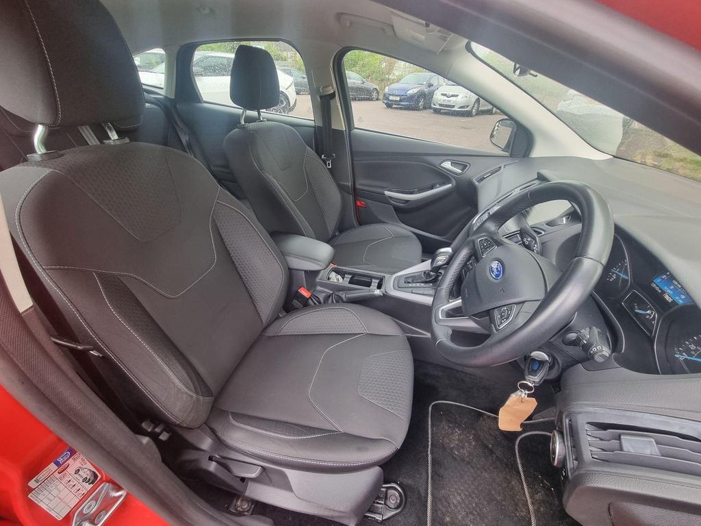 
								2016 Ford Focus 1.0T EcoBoost Zetec – £1645 full									