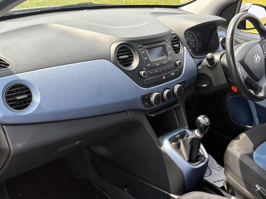 
								2015 Hyundai i10 1.0L Premium – £1250 full									
