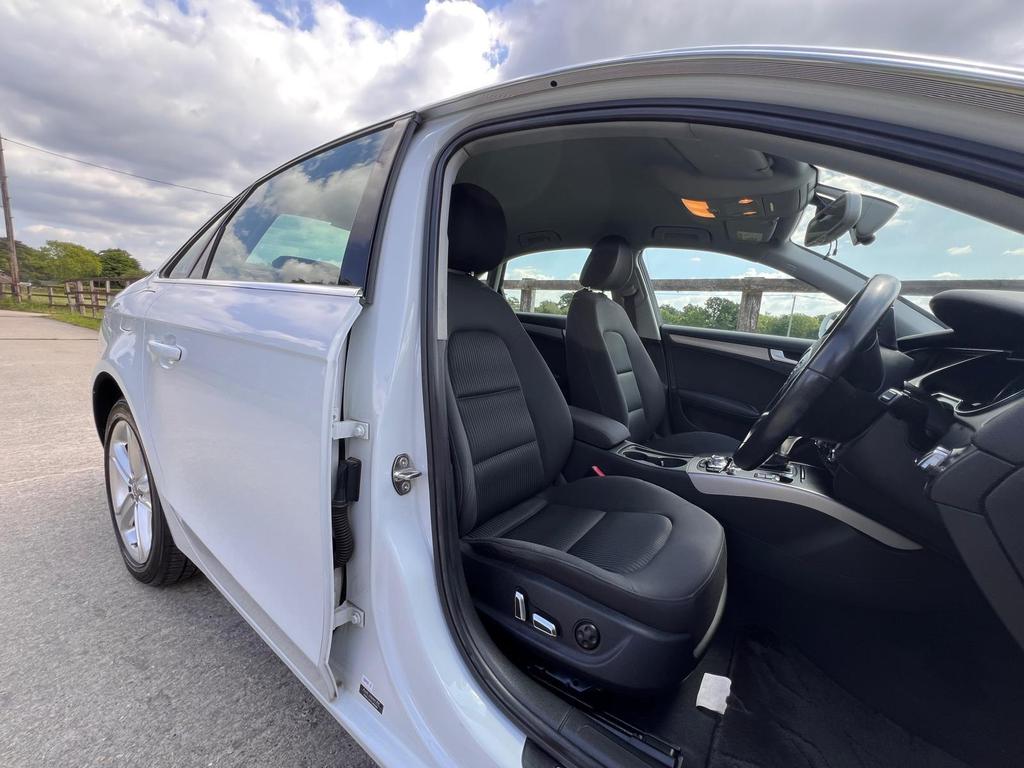 
								2014 Audi A4 1.4L TFSI CoD Multitronic SE – £1650 full									