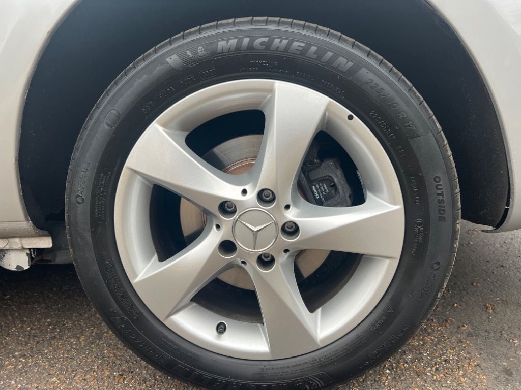 
								2017 Mercedes-Benz Vito 2.1L 114 BlueTEC G-Tronic+ – £4000 full									