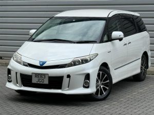 2013 Toyota Estima 2.4L Hybrid – £1600