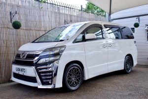 2014 Toyota Vellfire 2.4L Premium Modellista – £2000