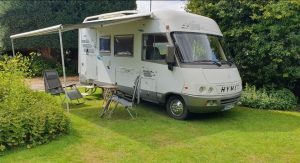 1998 Mercedes Hyme S520 – £4200