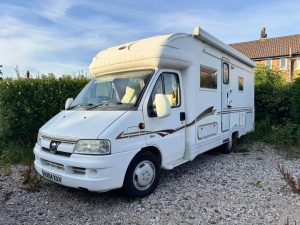 2004 Autocruise Starblazer 2.8L HDI Peugeot Boxer – £3850