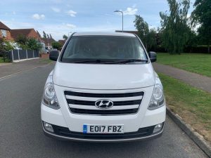 2017 Hyundai i800 2.5L CRDi SE – £3180