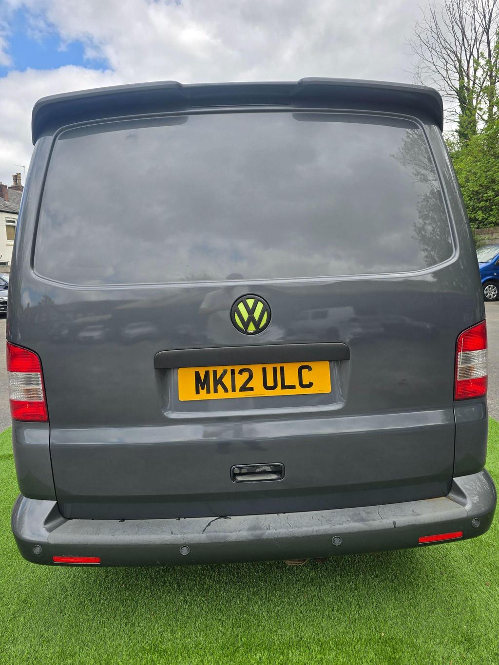 
								2012 Volkswagen Transporter T32 Kombi 2.0L BiTDI – £1850 full									
