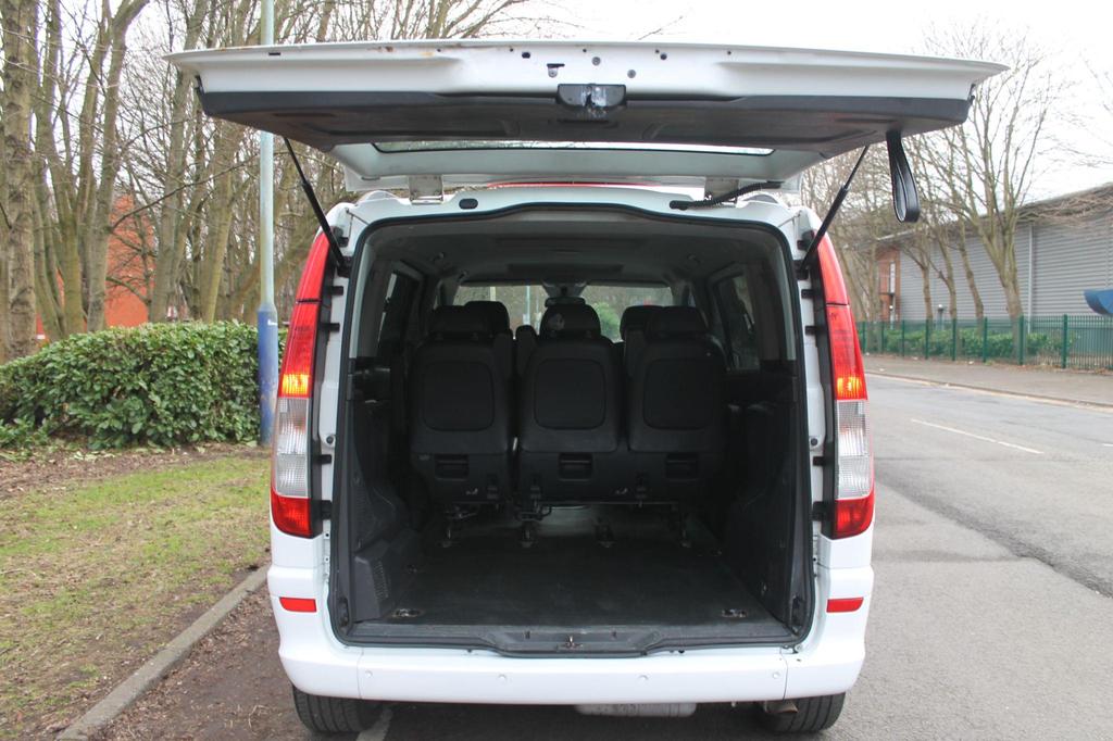 
								2013 Mercedes-Benz Vito 3.0L 122 CDi Dualiner – £1900 full									