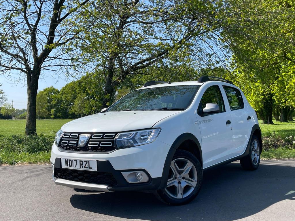 
								2017 Dacia Sandero Stepway 0.9L TCe Ambiance – £1350 full									