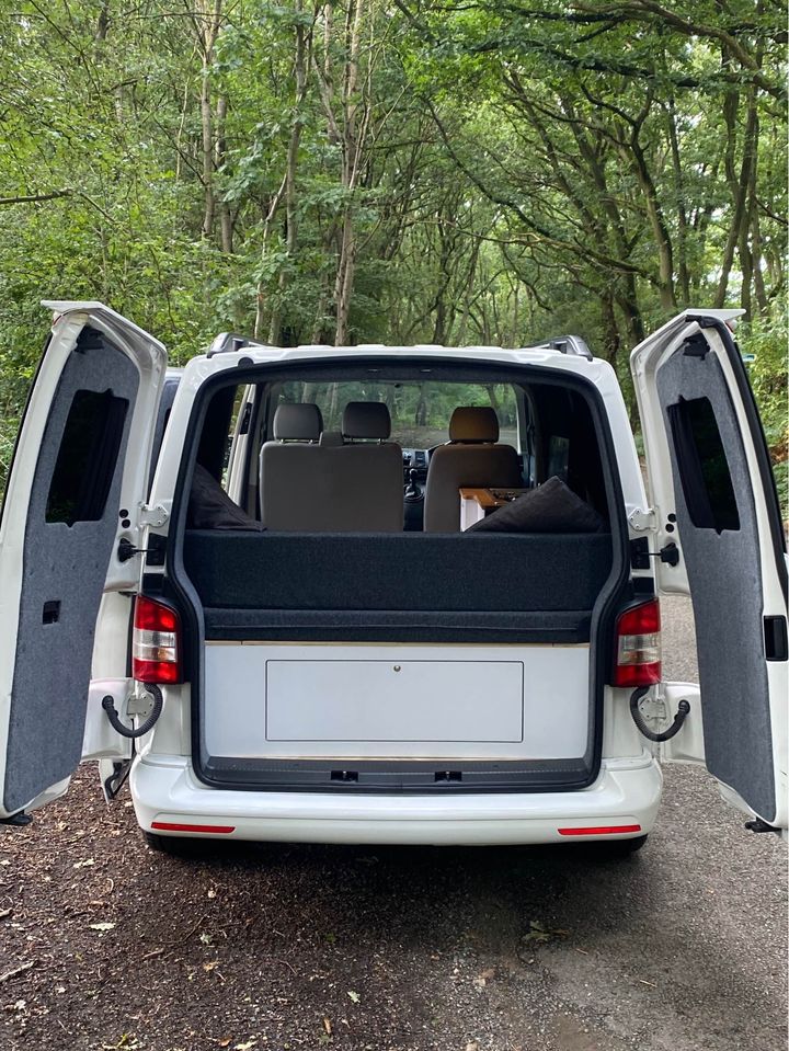 
								2015 Volkswagen Transporter 2.0L T5.1 T30 – £4000 full									