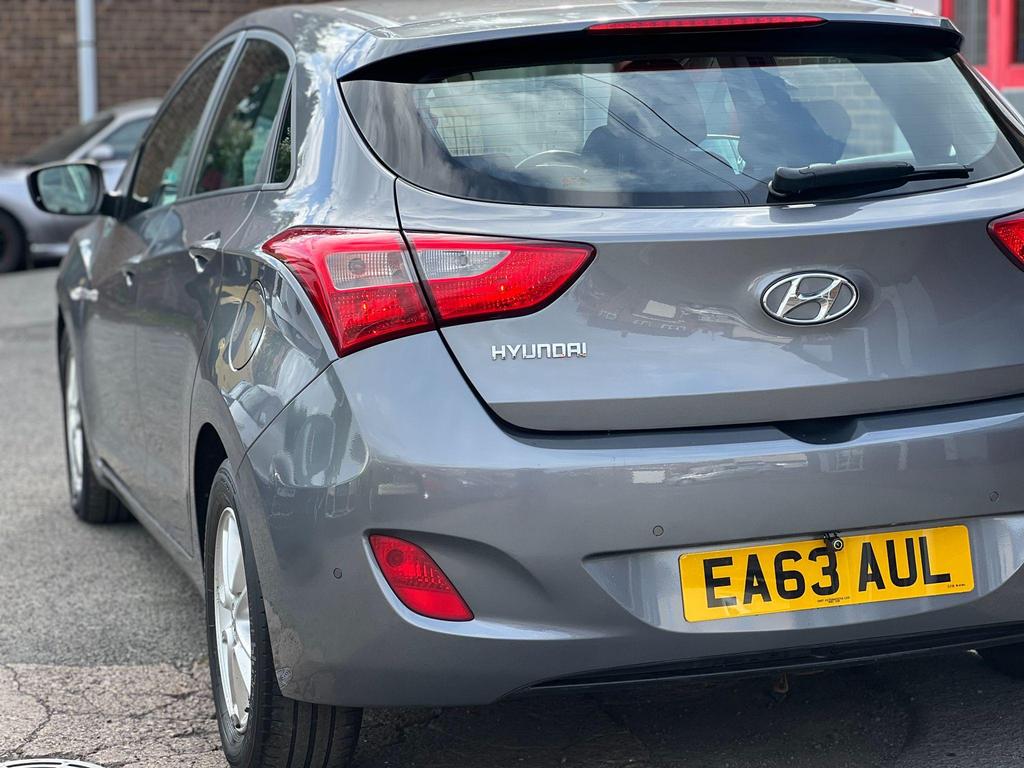 
								2013 Hyundai i30 1.6L CRDi – £1250 full									