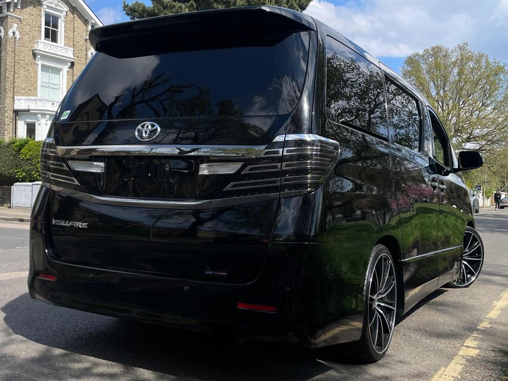 
								2014 Toyota Vellfire 2.4L Z Edition 4WD – £1800 full									