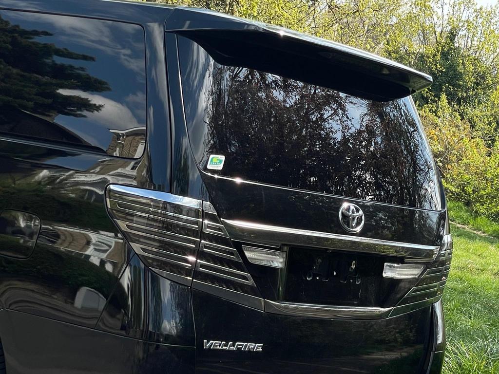 
								2014 Toyota Vellfire 2.4L Z Edition 4WD – £1800 full									