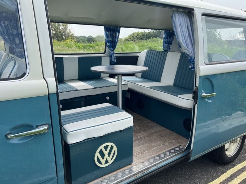 
								1971 Volkswagen Camper T2 Early Bay – £4000 full									