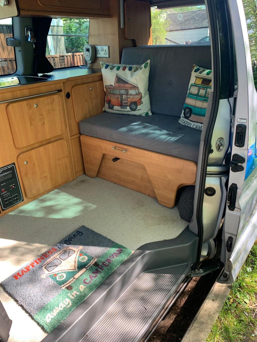 
								1997 Toyota Hiace Regus Camper Van 3.0L Diesel – £1450 full									