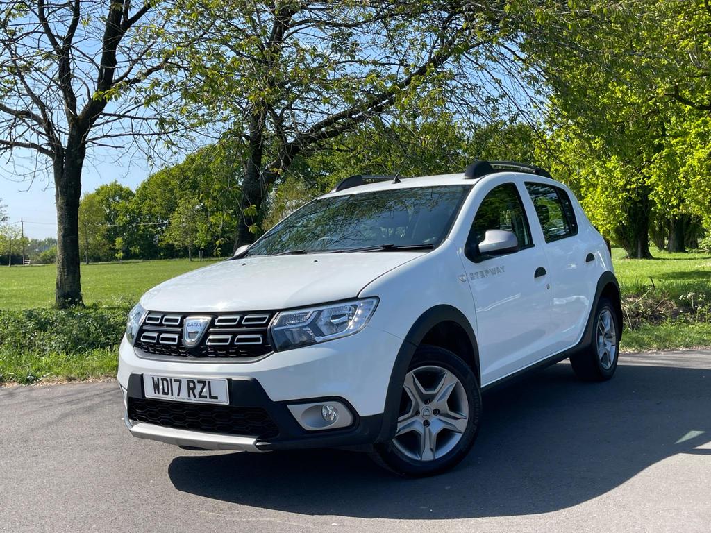 
								2017 Dacia Sandero Stepway 0.9L TCe Ambiance – £1350 full									