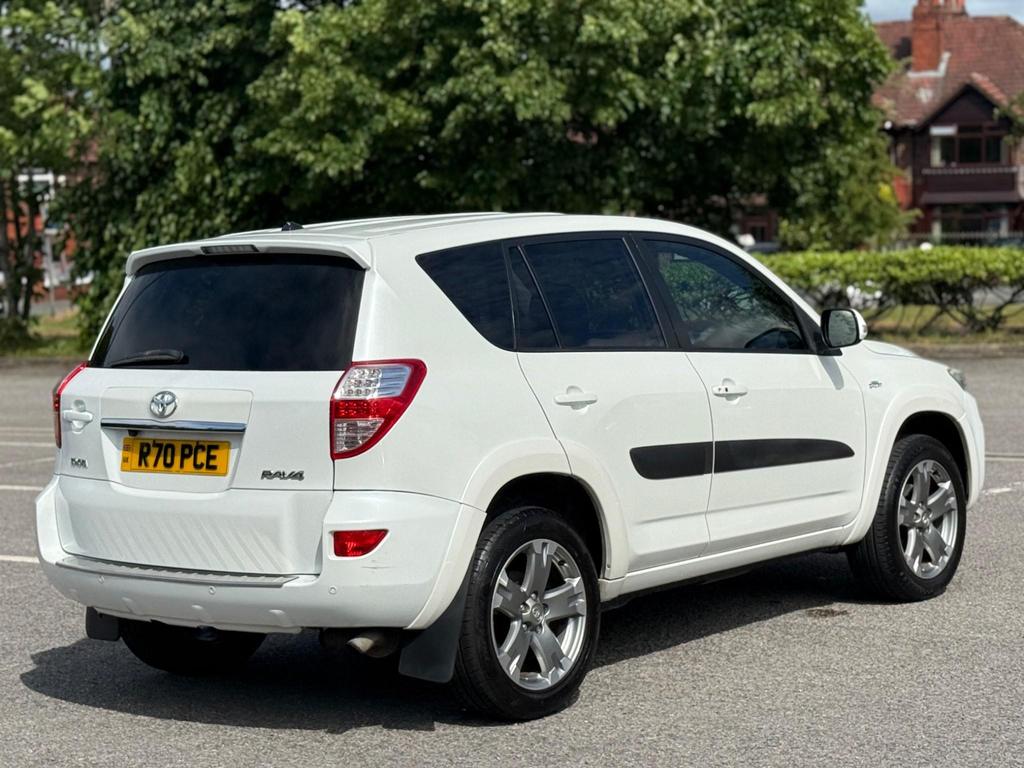
								2011 Toyota RAV4 2.2L D-CAT SR – £1680 full									