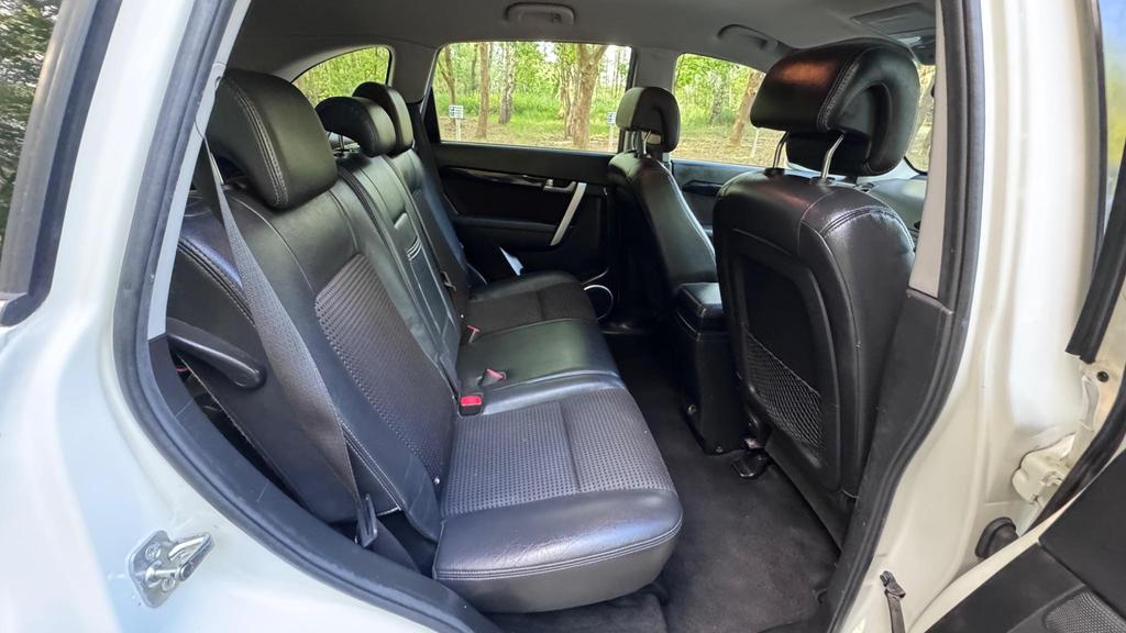 
								2012 Chevrolet Captiva 2.2L VCDi LT – £1350 full									