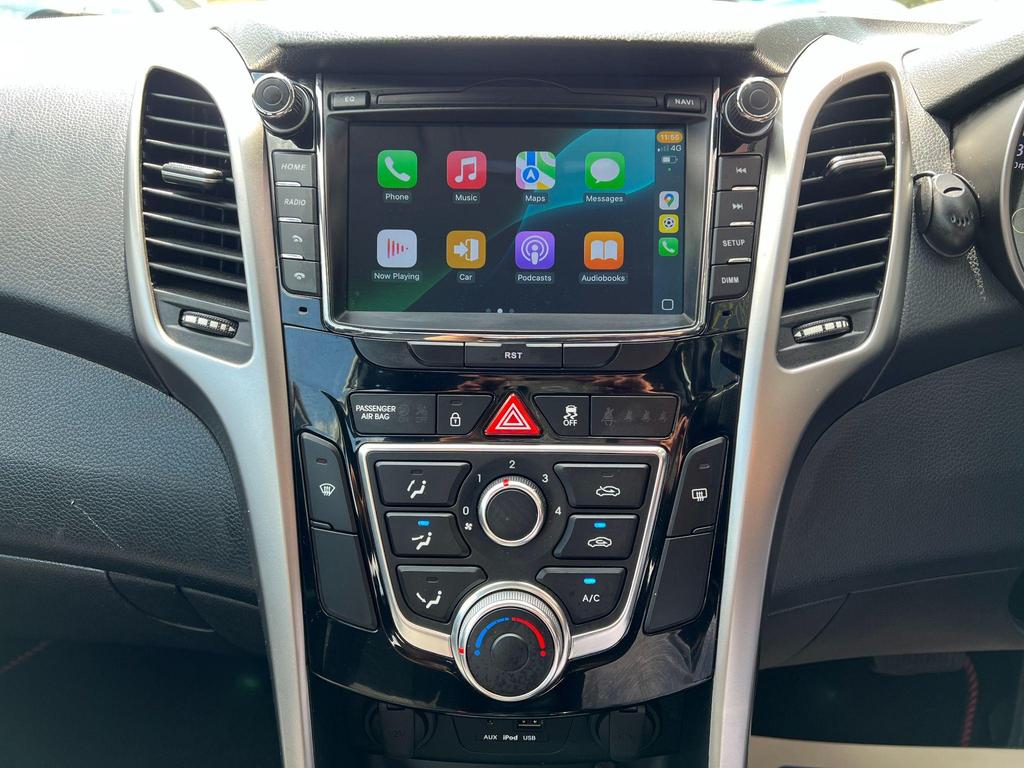 
								2013 Hyundai i30 1.6L CRDi – £1250 full									