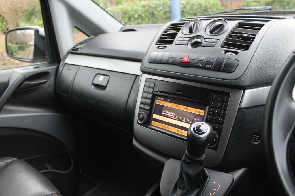 
								2013 Mercedes-Benz Vito 3.0L 122 CDi Dualiner – £1900 full									