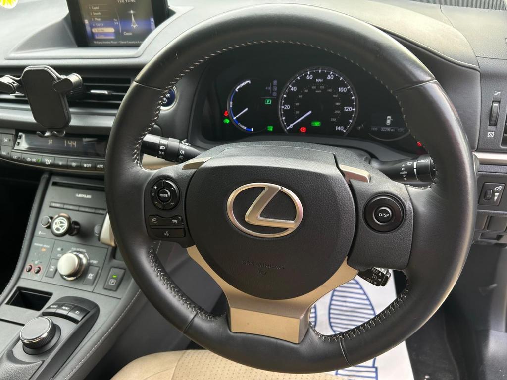 
								2014 Lexus CT 1.8L Hybrid – £1850 full									