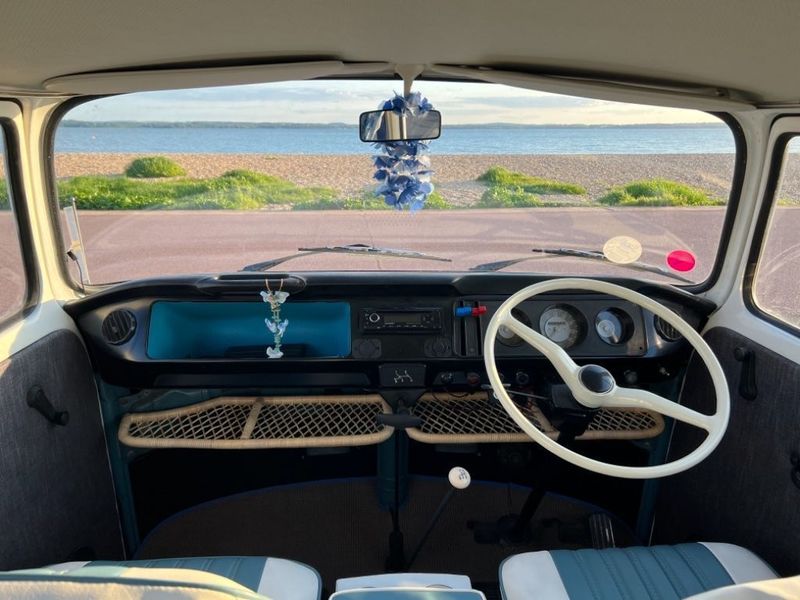 
								1971 Volkswagen Camper T2 Early Bay – £4000 full									