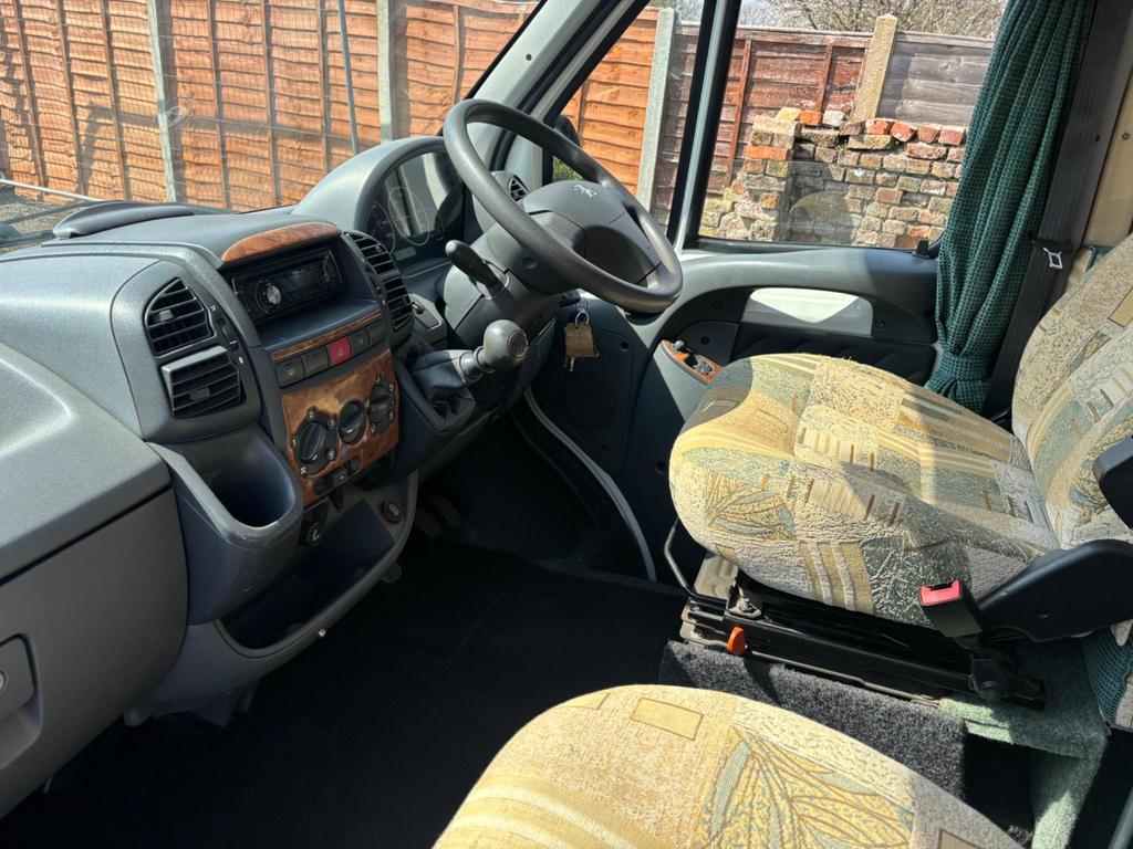 
								2004 Auto-Sleepers Symbol 2.2L 290 LX MWB HDI S/R – £3270 full									