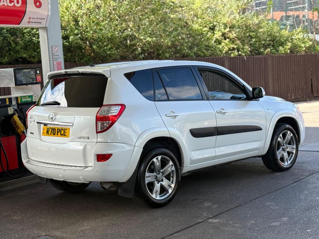 
								2011 Toyota RAV4 2.2L D-CAT SR – £1680 full									