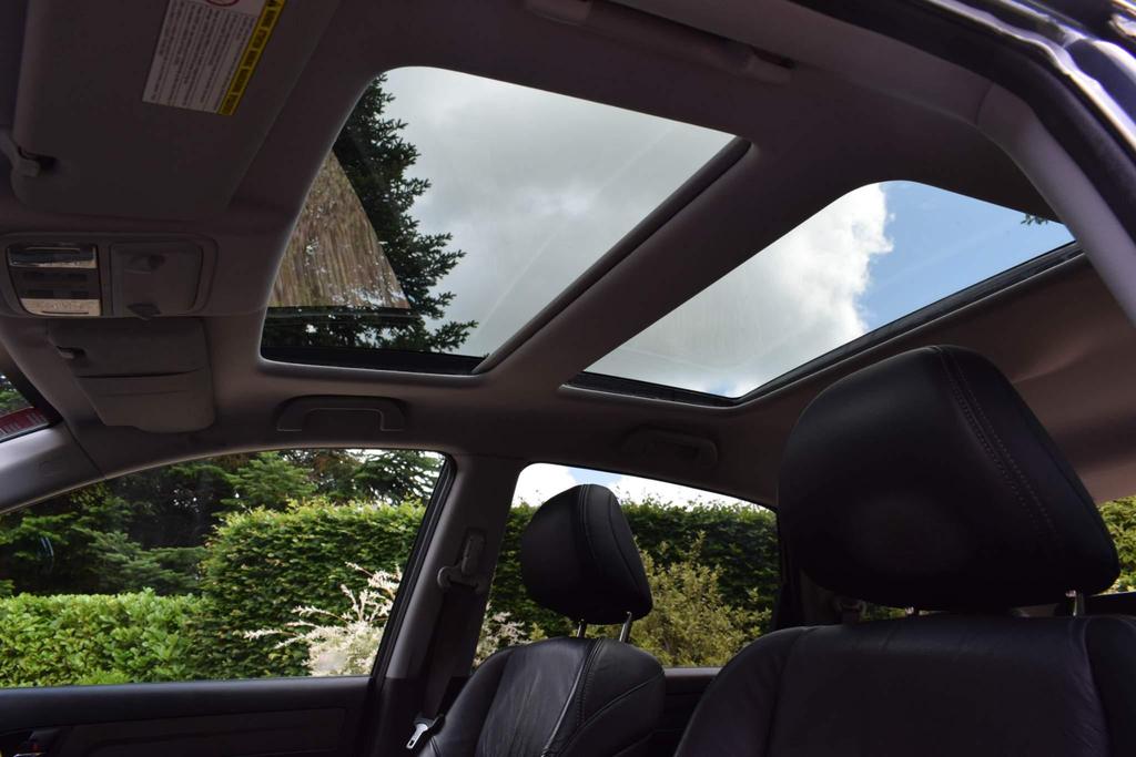 
								2010 Honda CR-V EX 2.0L – £1400 full									