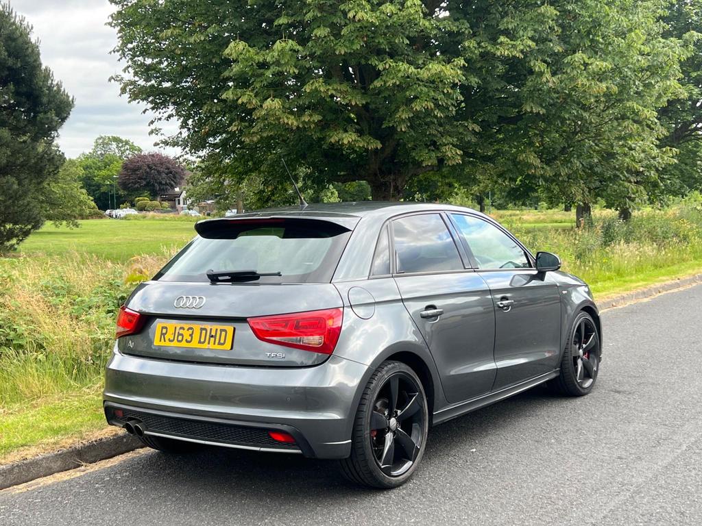 
								2014 Audi A1 1.4L TFSI S Tronic – £1460 full									