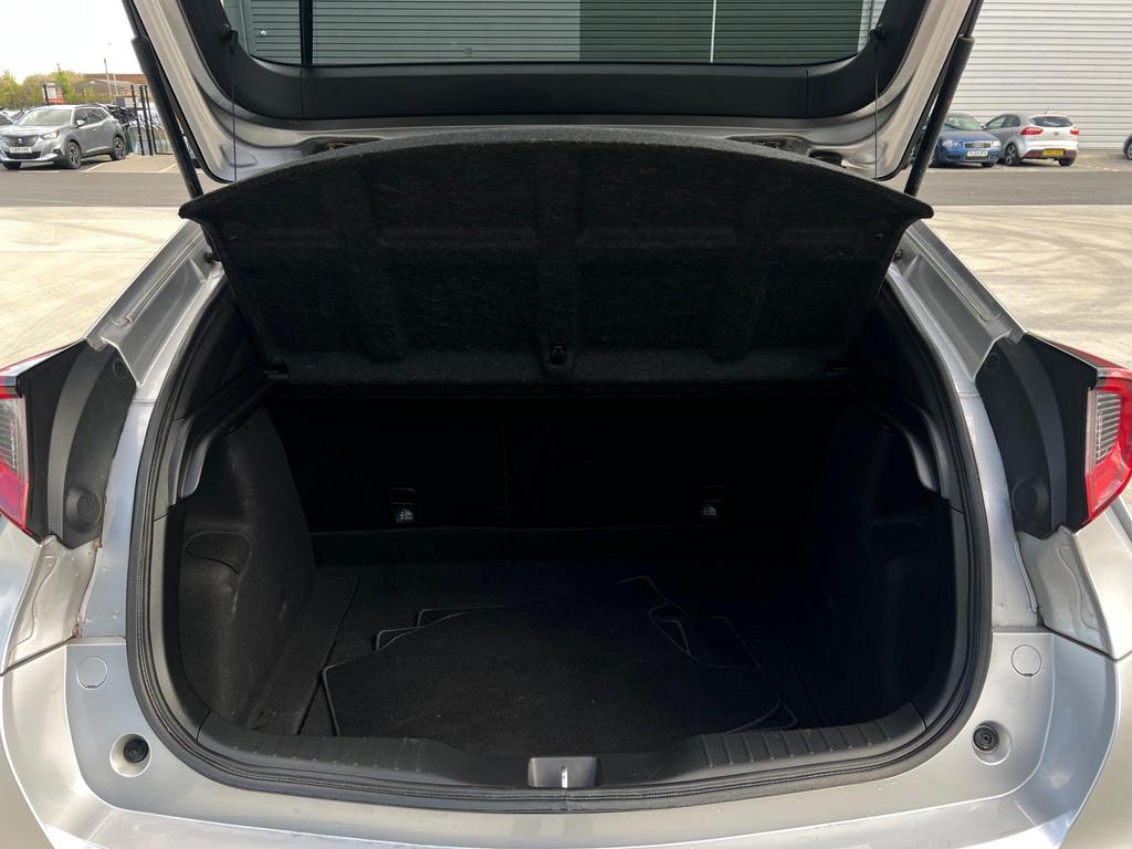 
								2015 Honda Civic 1.8L Petrol i-VTEC full									