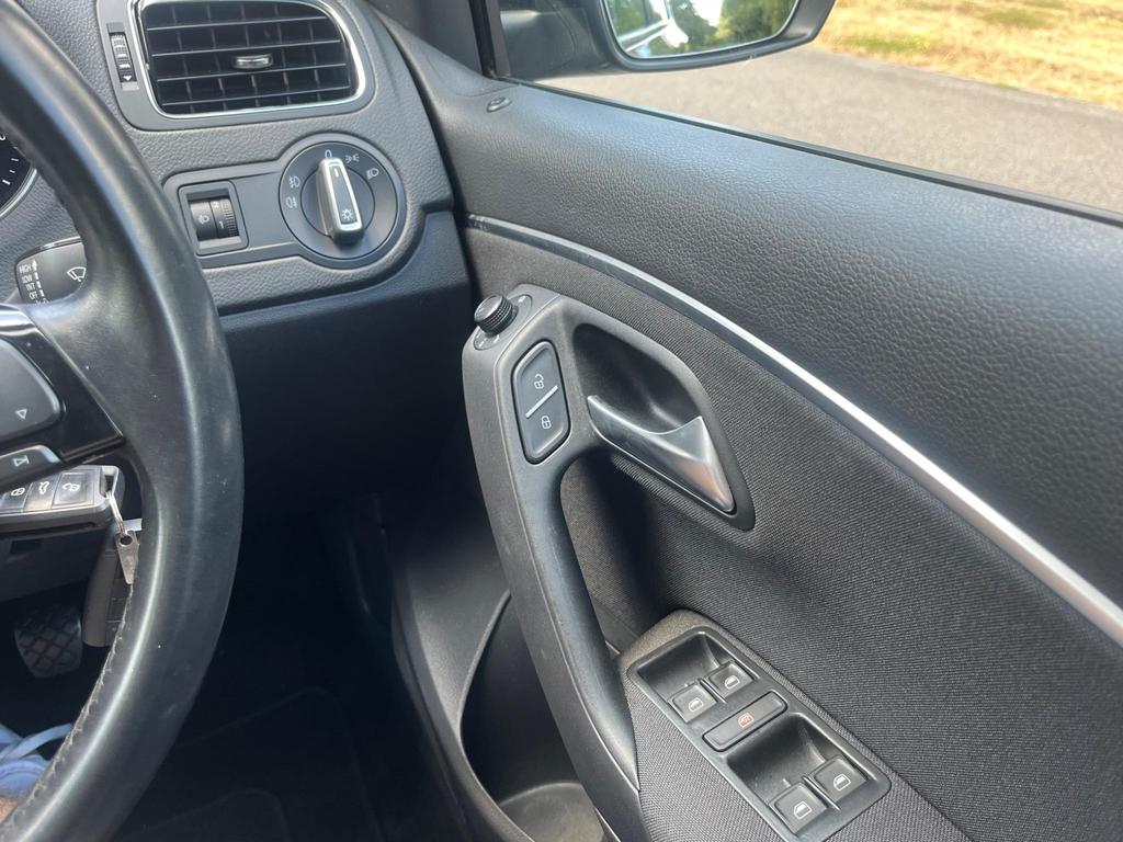 
								2017 Volkswagen Polo 1.2L TSI BlueMotion Tech – £1700 full									