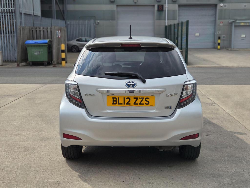 
								2012 Toyota Yaris 1.5L VVT-h – £1460 full									