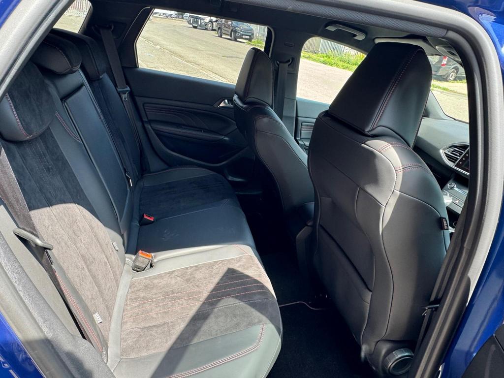 
								2015 Peugeot 308 SW 2.0L BlueHDi GT – £1400 full									