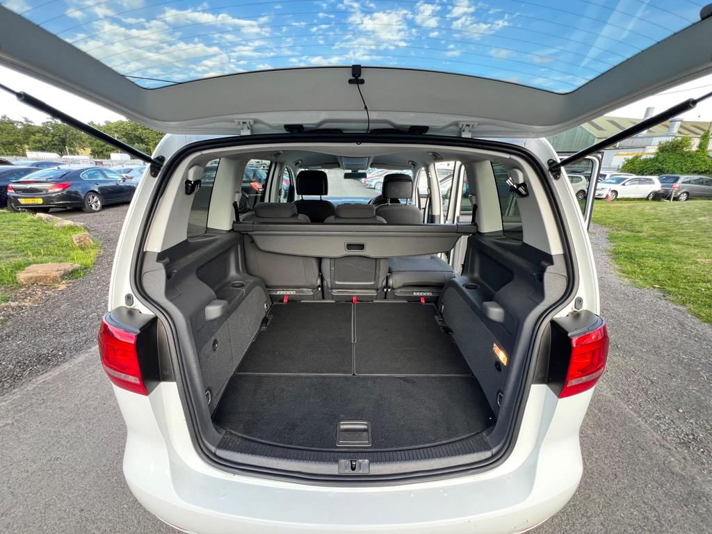 
								2015 Volkswagen Touran 1.4L TSI BlueMotion – £1650 full									