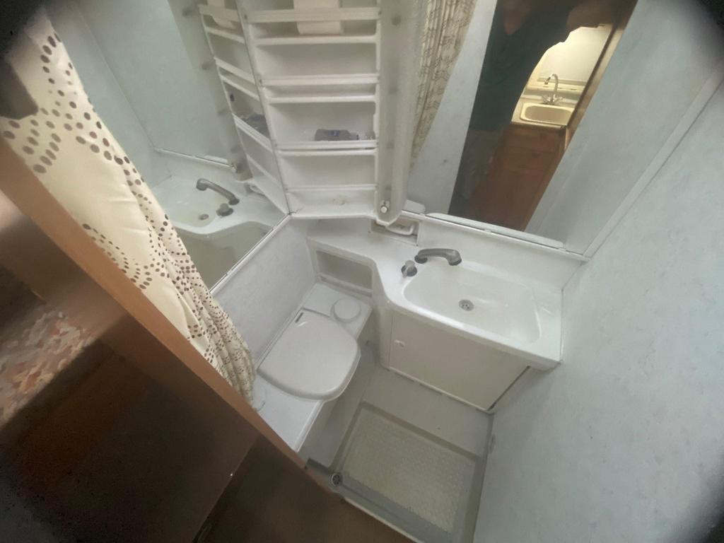
								1992 Hymer C64 Motorhome 2.5L Diesel – £1360 full									