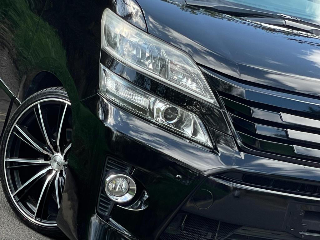 
								2014 Toyota Vellfire 2.4L Z Edition 4WD – £1800 full									