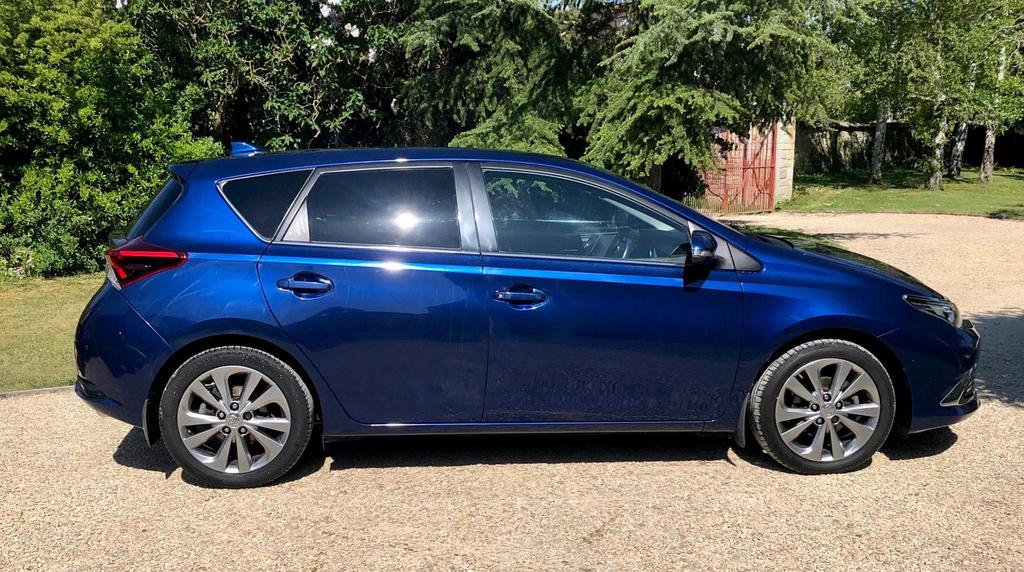 
								2016 Toyota Auris 1.2L VVT-i Excel – £1720 full									