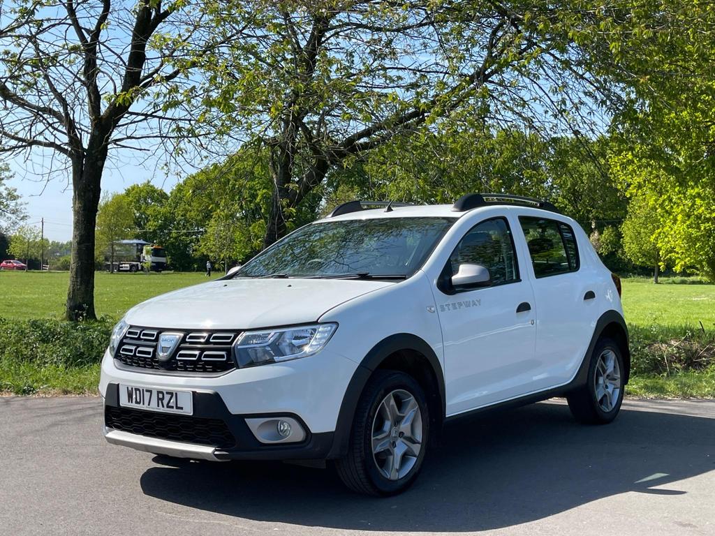 
								2017 Dacia Sandero Stepway 0.9L TCe Ambiance – £1350 full									
