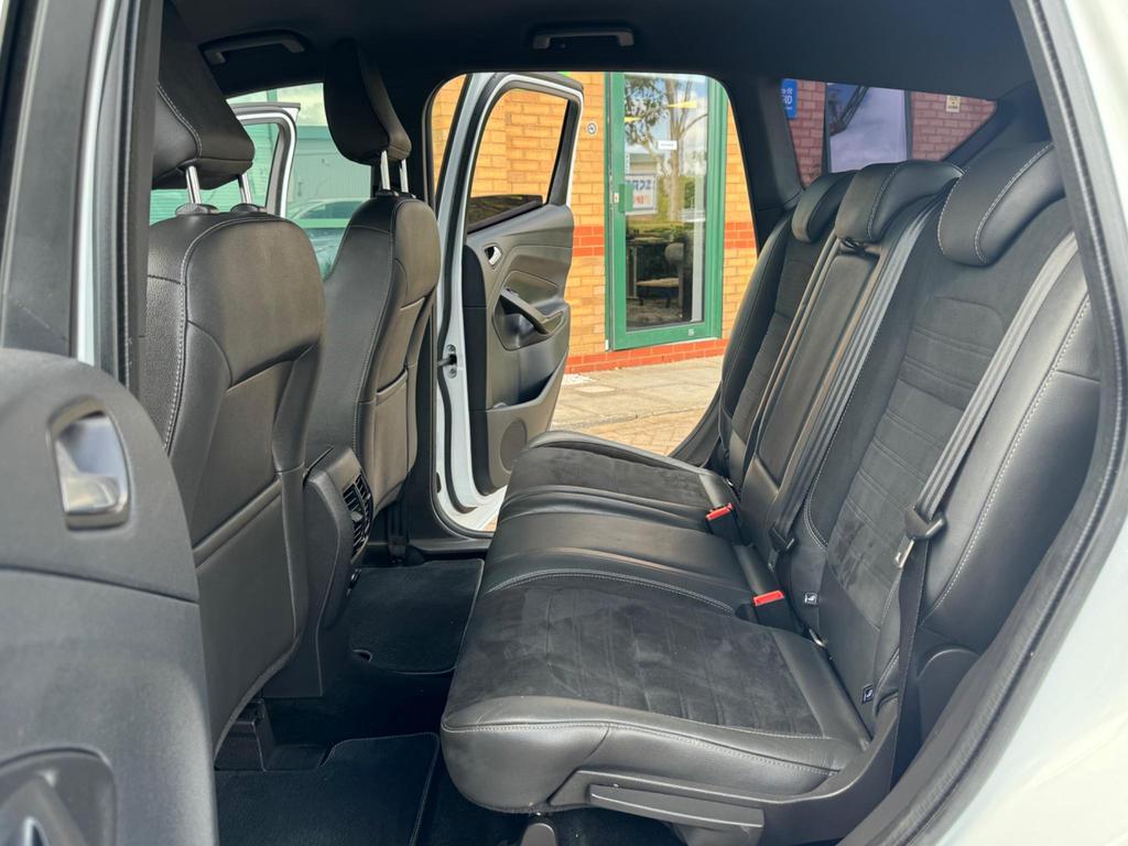 
								2017 Ford Kuga 1.5L TDCi ST-Line Powershift – £1750 full									