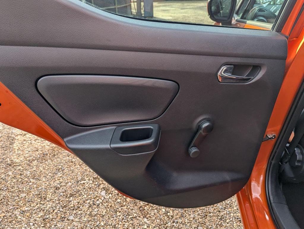 
								2017 Nissan Micra 1.5L dCi Tekna – £1570 full									