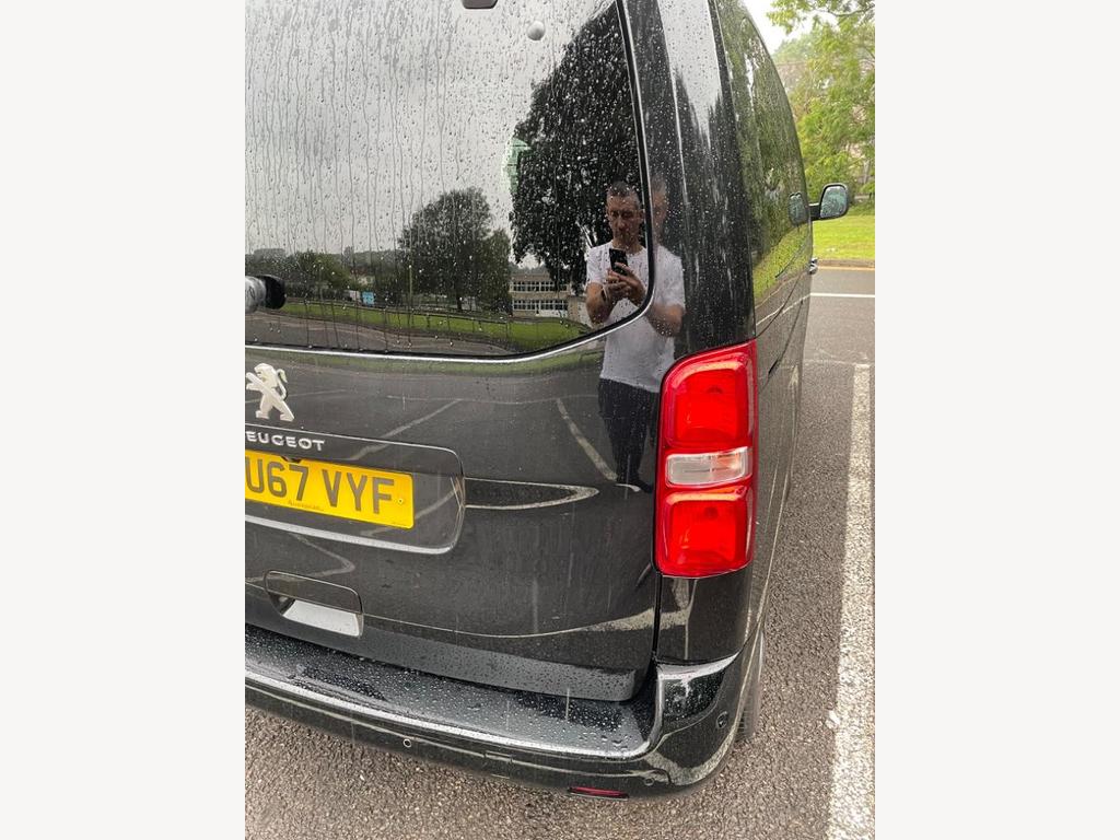 
								2017 Peugeot Traveller 2.0L BlueHDi Allure EAT6 MWB – £4300 full									