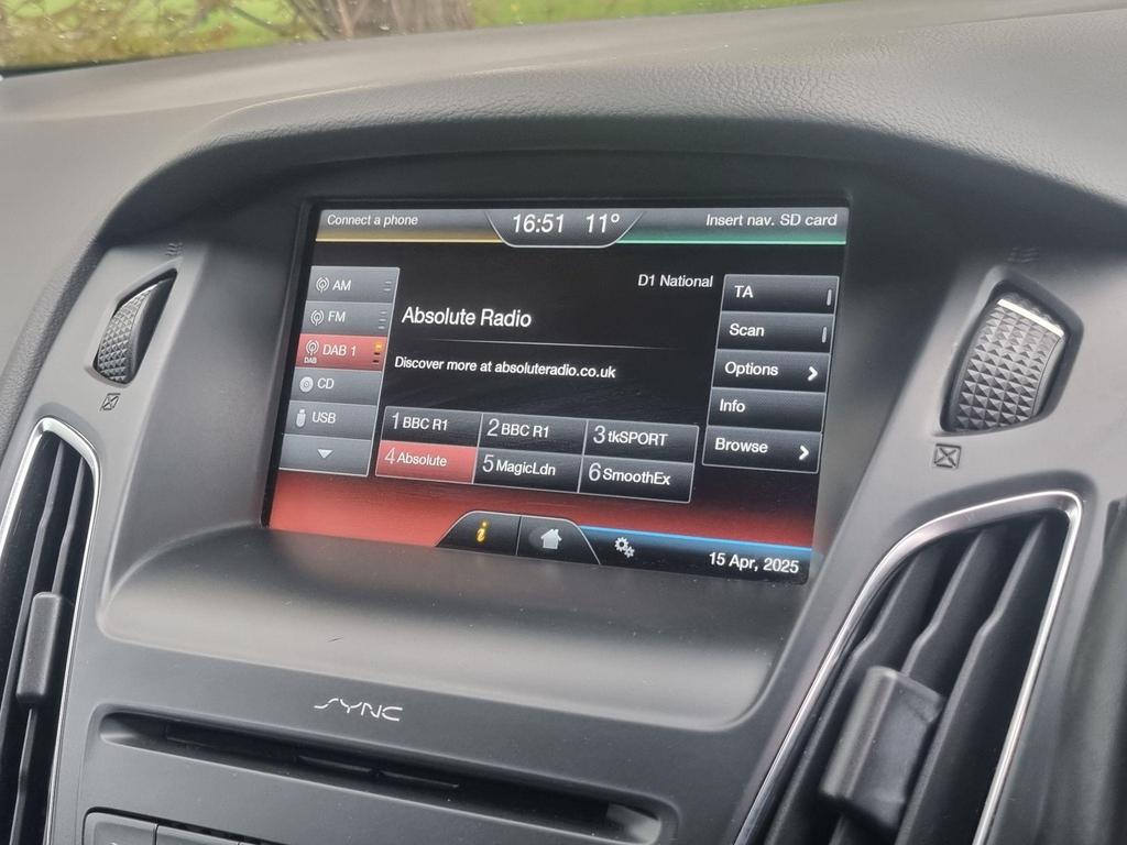 
								2016 Ford Focus 1.0T EcoBoost Zetec – £1645 full									
