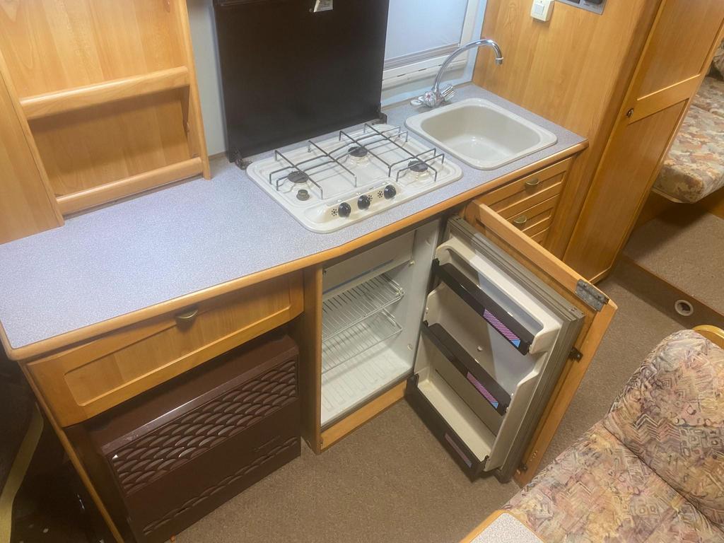 
								1992 Hymer C64 Motorhome 2.5L Diesel – £1360 full									