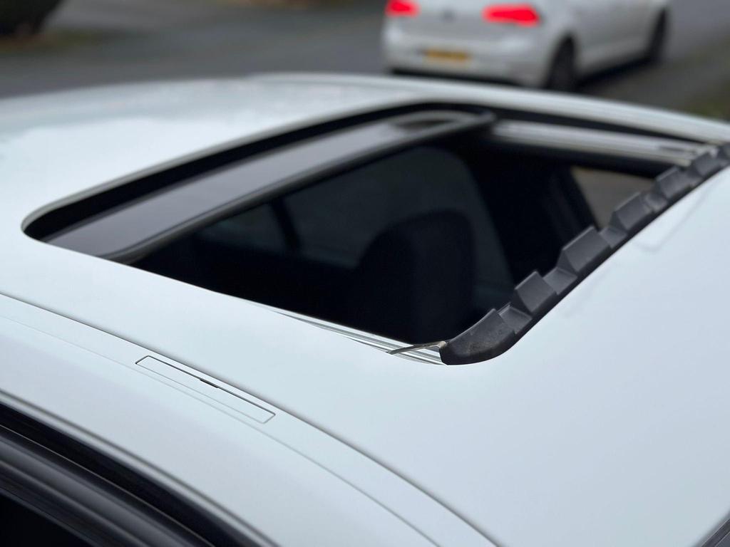 
								2014 BMW 3 Series 2.0L 320d M – £1750 full									