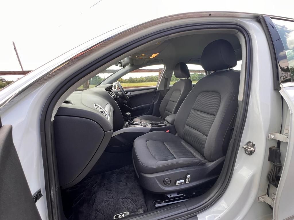 
								2014 Audi A4 1.4L TFSI CoD Multitronic SE – £1650 full									