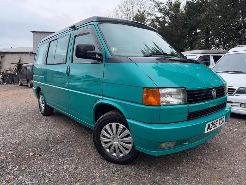 
								1995 Volkswagen Transporter CAMPER CONVERSION 2.5L Petrol – £1890 full									