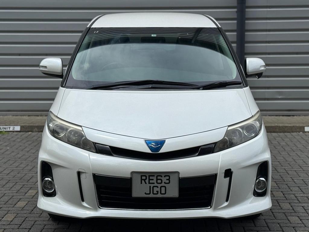 
								2013 Toyota Estima 2.4L Hybrid – £1600 full									