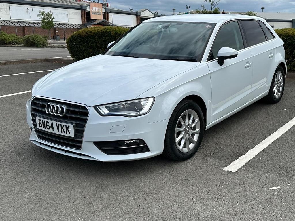 
								2014 Audi A3 1.4L TFSI CoD Sport Sportback S – £1600 full									